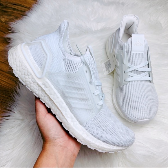 adidas ultra boost cloud white womens